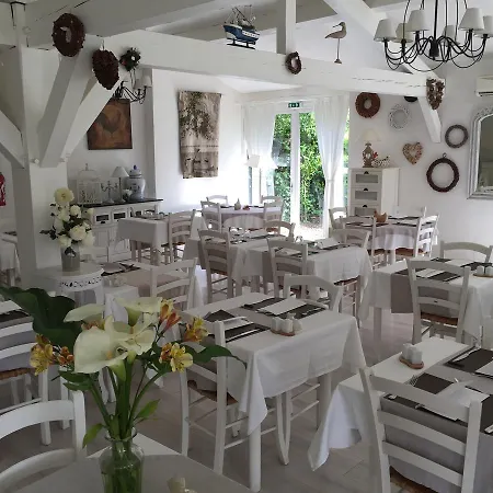 Hotel Le Clos Nicolas Eugenie-les-Bains